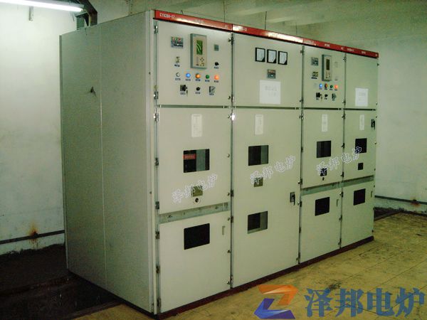 電氣控制柜(圖6) 電氣控制柜(圖6)